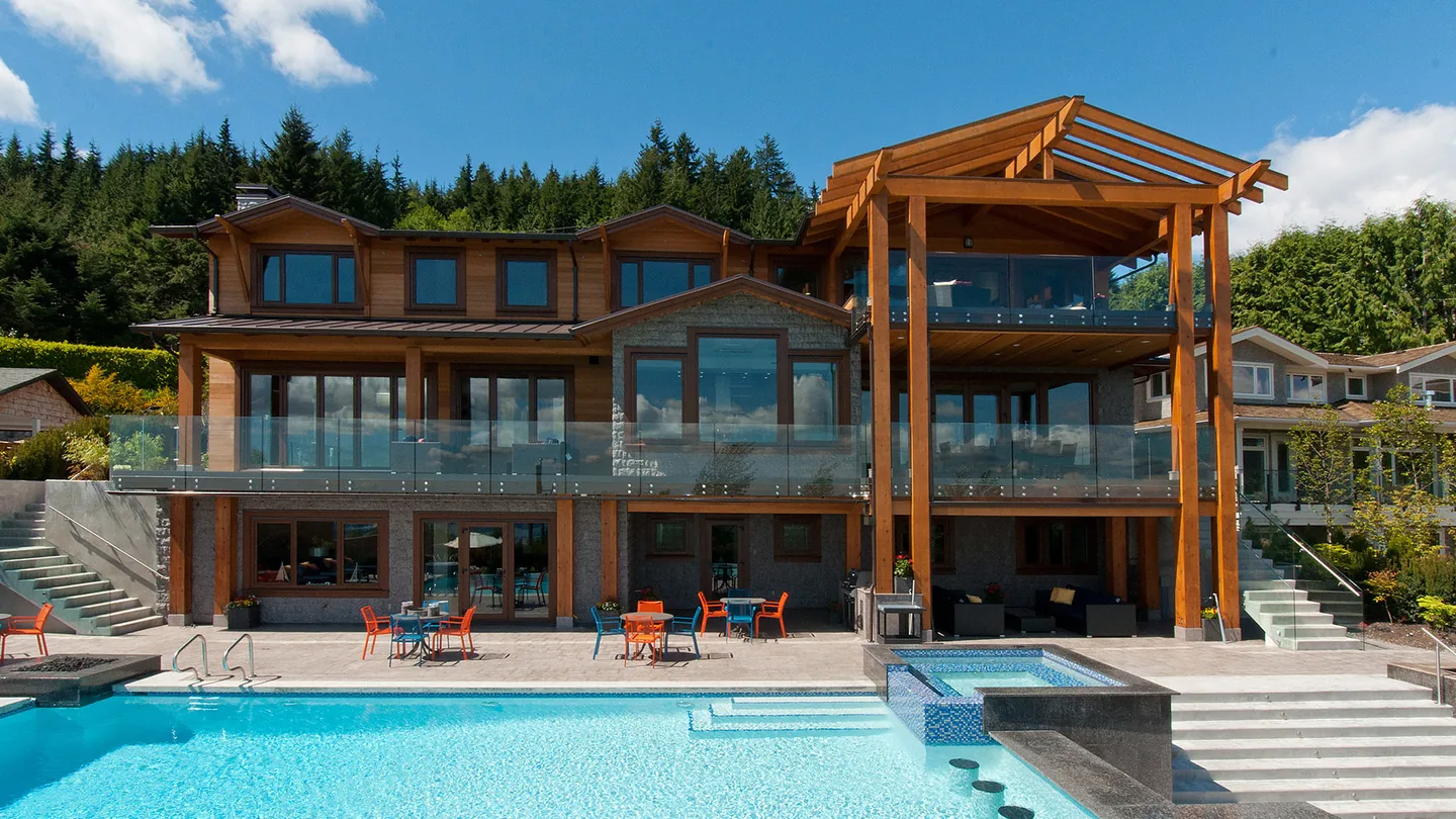 Millstream luxury custom home in the British Properties, West Vancouver, by Eurohouse Construction